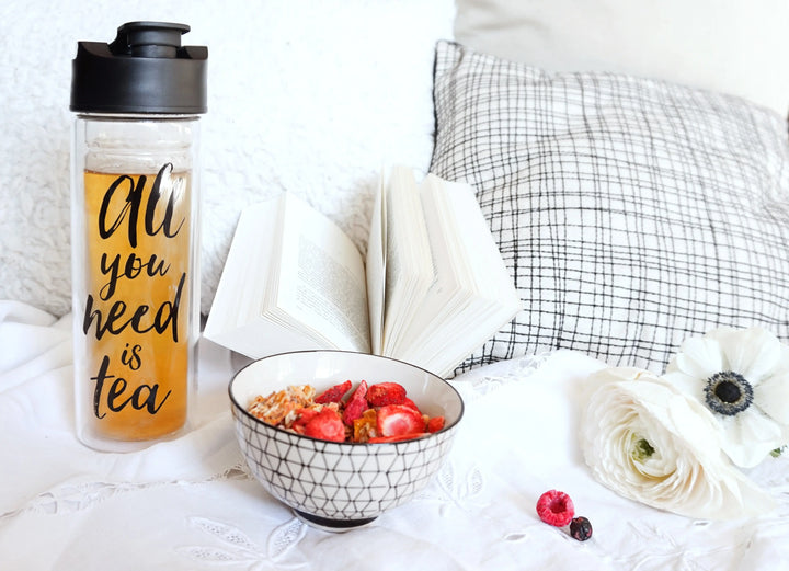 MUG ISOTHERME AVEC INFUSEUR À THÉ ALL YOU NEED