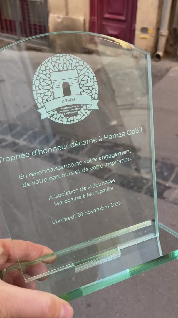 Trophées Personnalisés sur Mesure